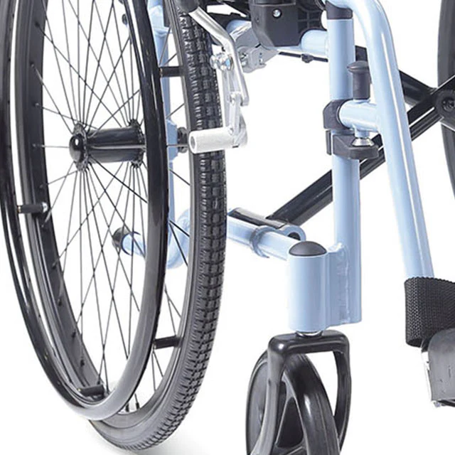 Silla de Ruedas Autopropulsable Ligera y Plegable | 5 Variaciones - Image 4